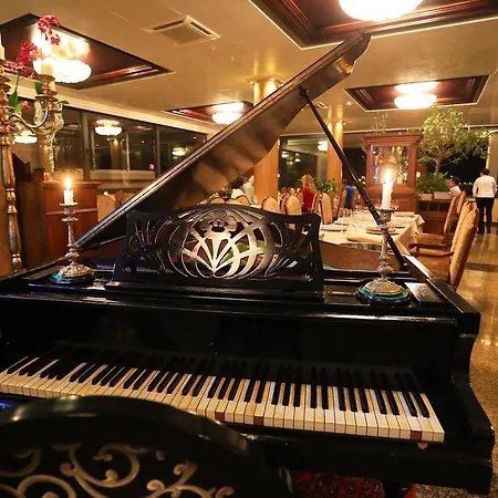 Niko Hotel 4*