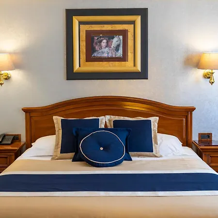 Niko Hotel