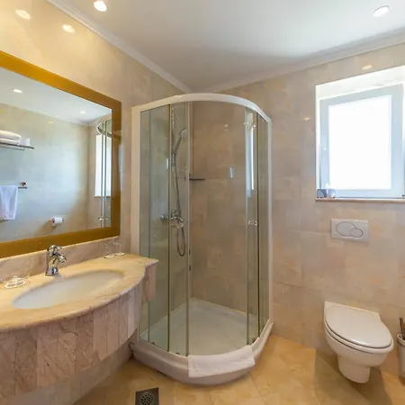 Hotel Niko 4*