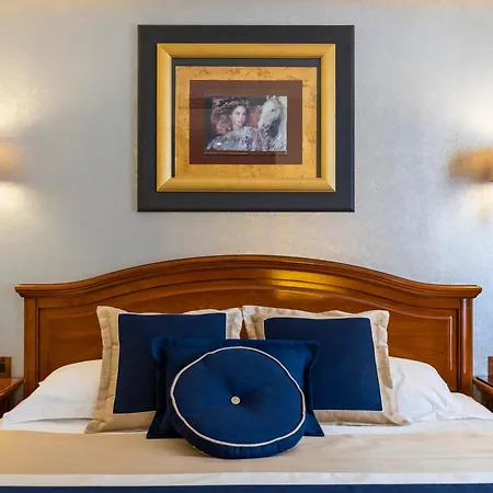 Niko Hotel 4*