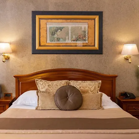Niko Hotel