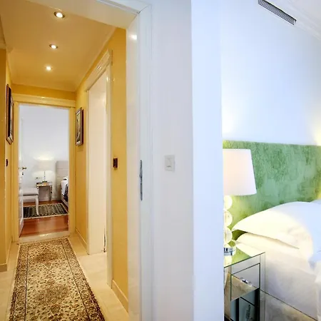 Hotel Niko 4*